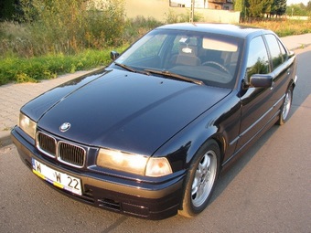 BMW E36 320 150KM B+G SEDAN