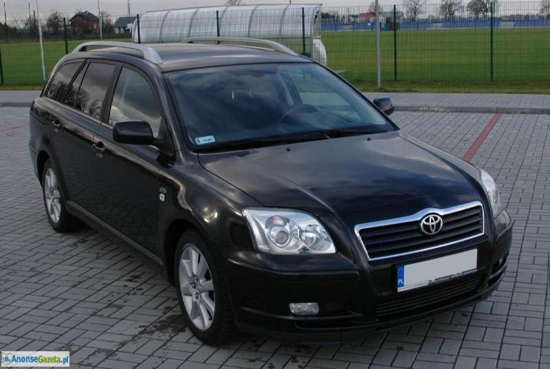 sprzedam Toyote Avensis 2,0; 2003 r