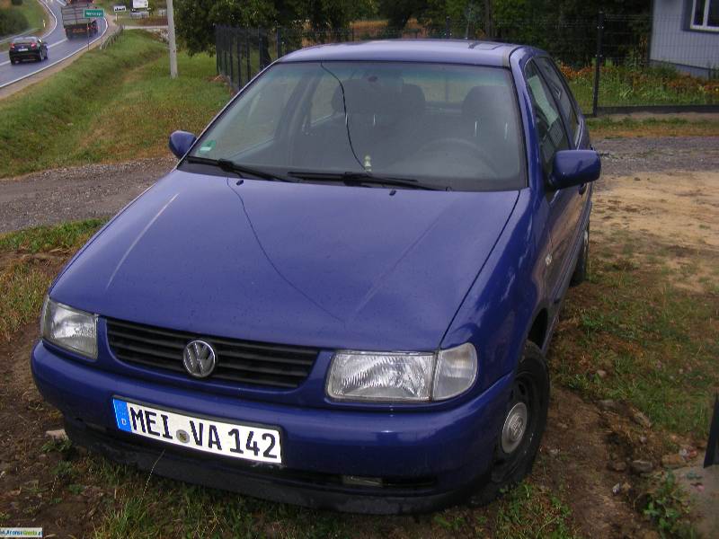 sprzedam Vw polo servo 1,4 1997 spr.z niemiec w b.dobrym stanie polecam 2300 do negocjacji