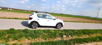 Dacia Sandero Stepway 31300 km bogato wyposażona, tablet, kamera cofania itd.-auto jak nowe!