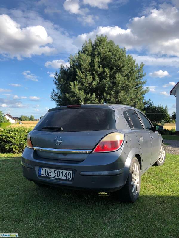 Opel Astra H