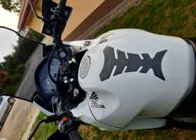 Honda transalp 650 rok produkcji 2002